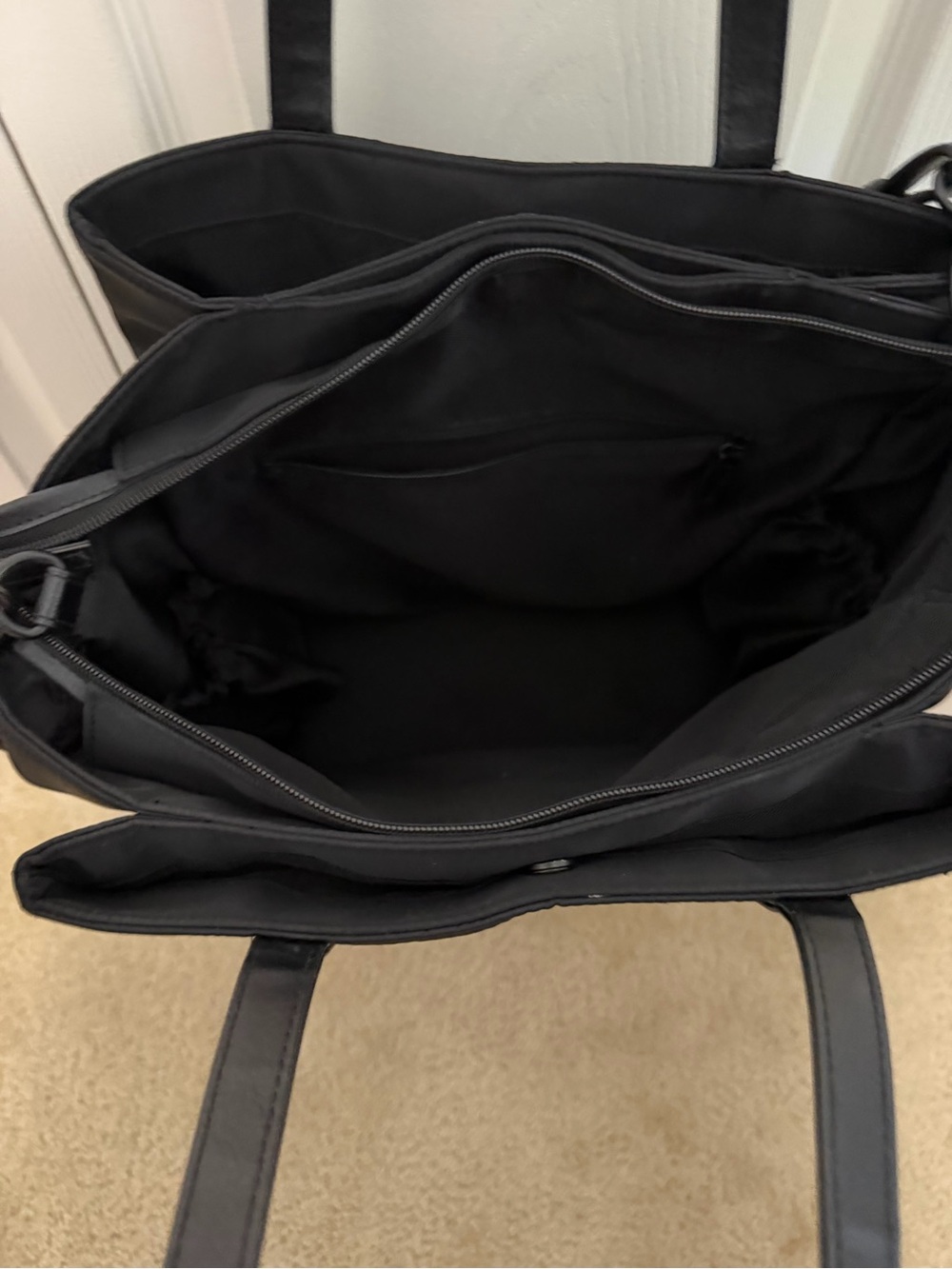 BEIS The Commuter Tote Work Tote in Black VGUC - Picture 8 of 12
